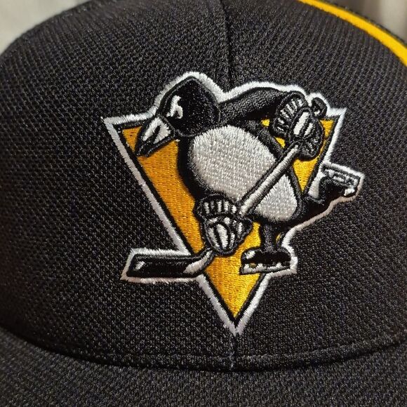 Adidas Pittsburgh Penguins Trucker Snapback Hat - New - Picture 2 of 9